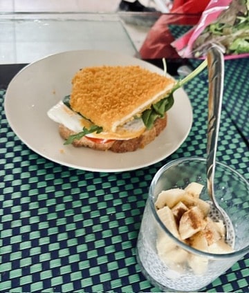 protein breakfast sandwich